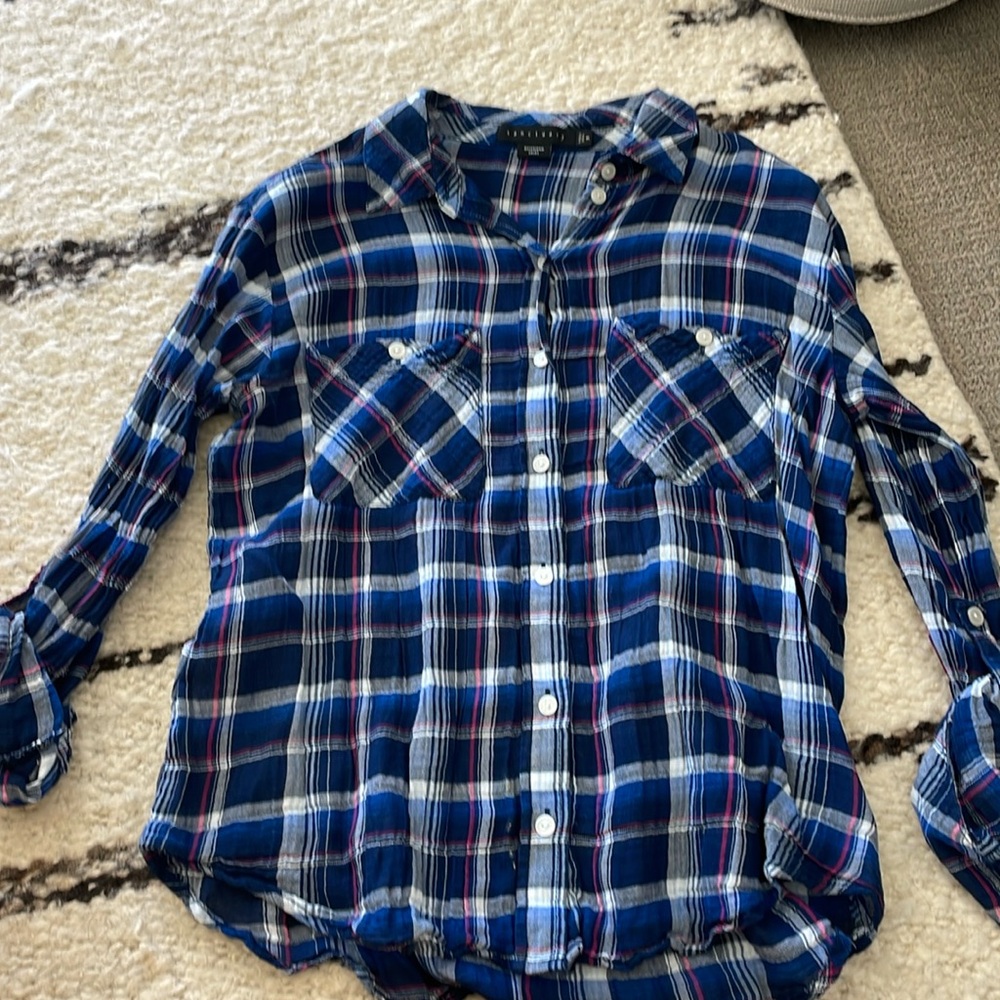 sanctuary Boyfriend shirt.  blue and white size S